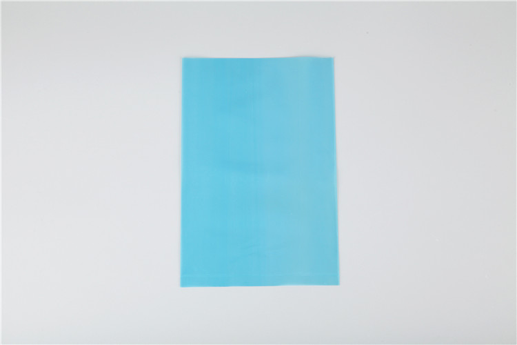 Blaue Plastikbeutel (maßgeschneidert)